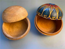 Load image into Gallery viewer, Handmade White Teak Wooden Bowls by Mustofa Art
