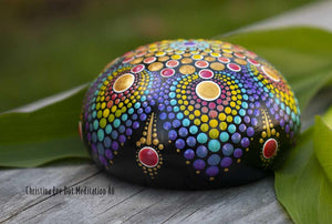 Rainbow Pride Stone - Christina Lee Dot Meditation Âû